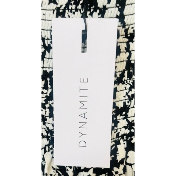 NEW DYNAMITE Black White Floral Larg Smocked Square Neck Mini Dress - Picture 9 of 9